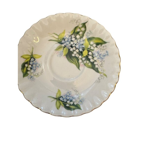 1 Vintage Royal Sutherland Lily Of The Valley Fine Bone China Saucer - Picture 1 of 6